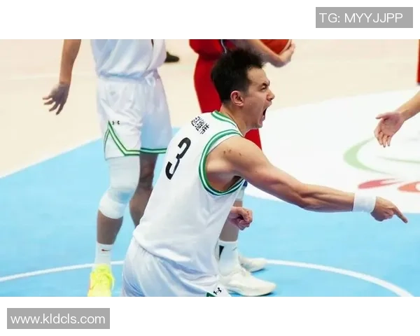 32分大胜,辽宁确定小组第1!韩德君11中8宝刀不老,3连冠有望了 32分大胜,辽宁确定小组第1!韩德君11中8宝刀不老,3连冠有望了